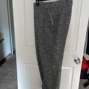 Lululemon welterweight jogger